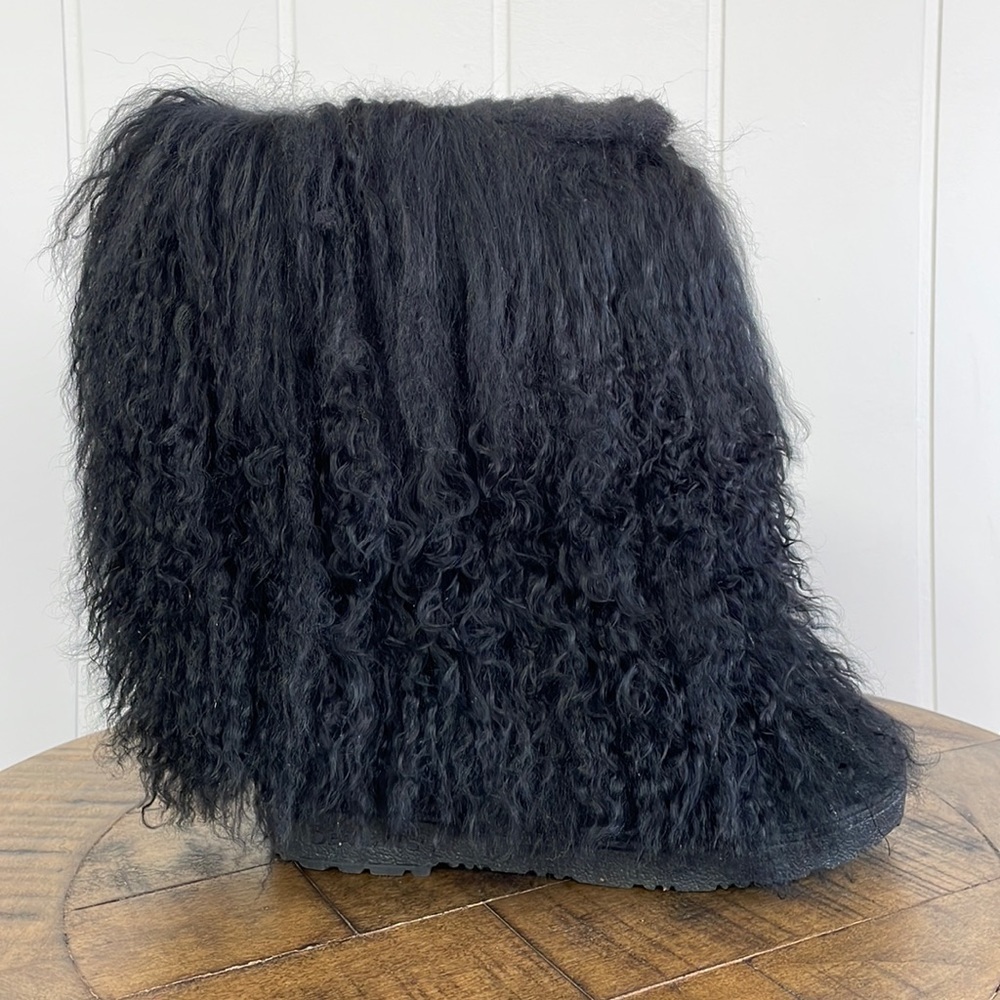 BearPaw Boetis Black Real Natural Fur Mid Calf Boot Women's Size 8 Cow Lamb